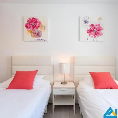 233 - Geny By Now Ltd * بلايا بلانكا